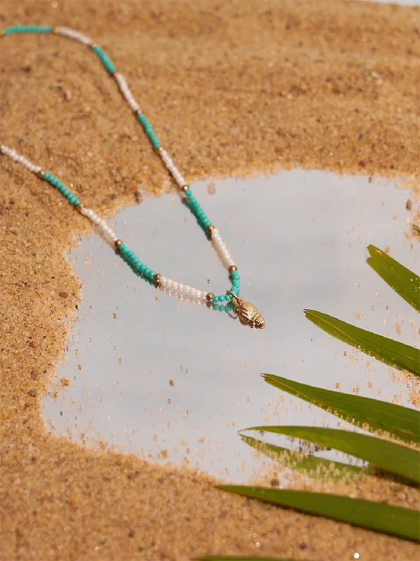 Shell Beaded Choker