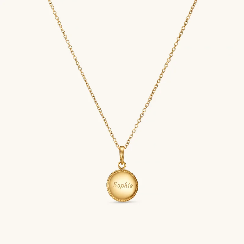 Beaded Circle Pendant Necklace in Gold