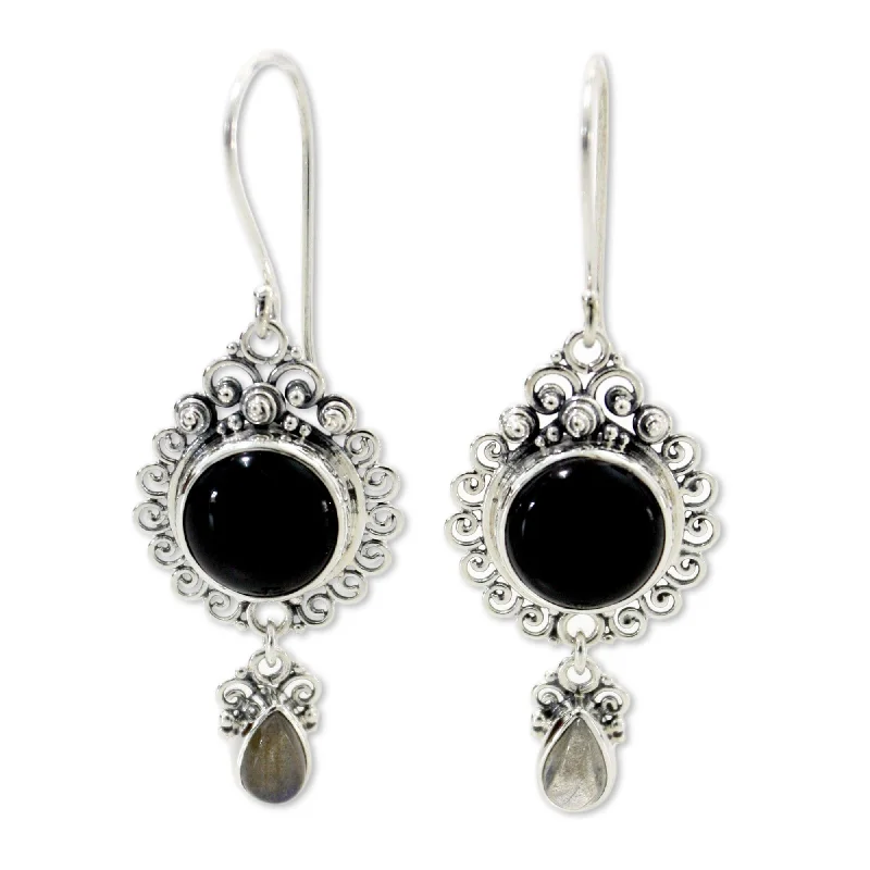 Handmade Sterling Silver 'Midnight Tears' Onyx and Labradorite Earrings (Bali)